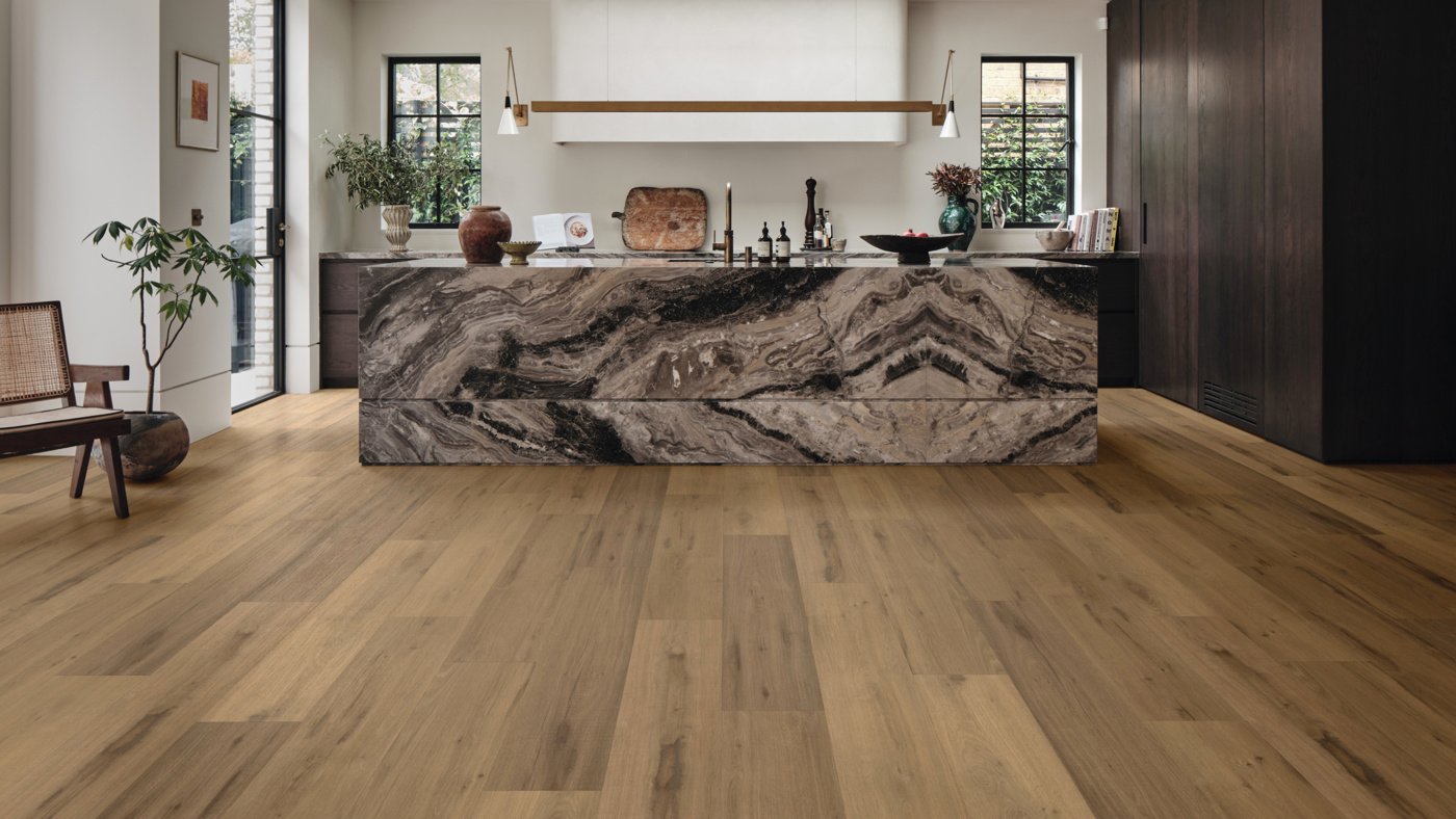 Modern warm kitchen is ballanced with waterproof Vermeer Oak lvp floors